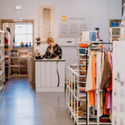 Täky gallerian myymälää