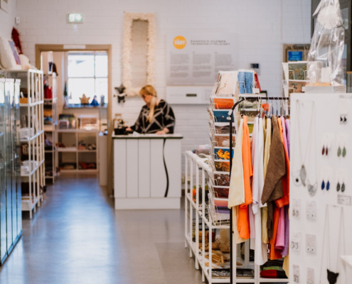 Täky gallerian myymälää